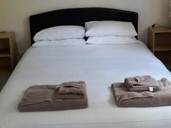 The City Inn Truro Eksteriør bilde
